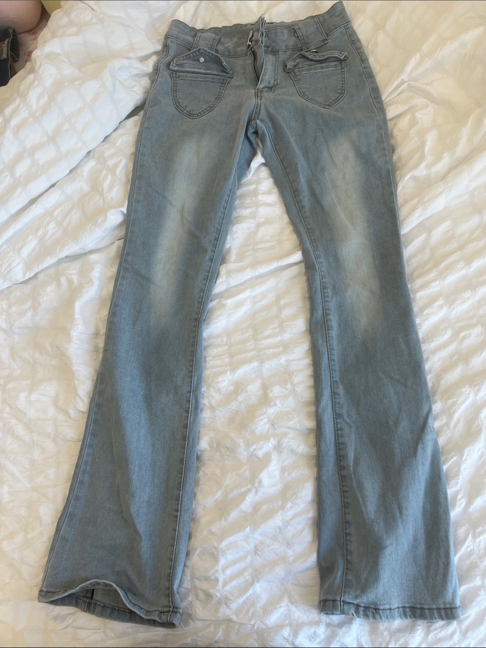 Women's Light Gray Bootcut Jeans - Classic Everyday Style